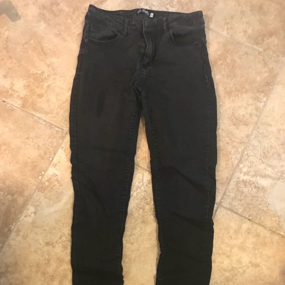 Fashion Nova (Ci Sono) black skinny jeans 👖